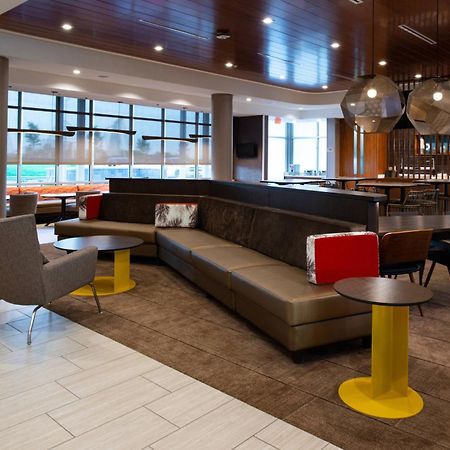 Springhill Suites By Marriott Kansas City Northeast Exterior foto